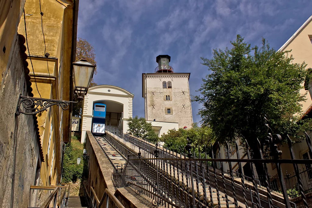 Kolejka linowa na Górne Miasto